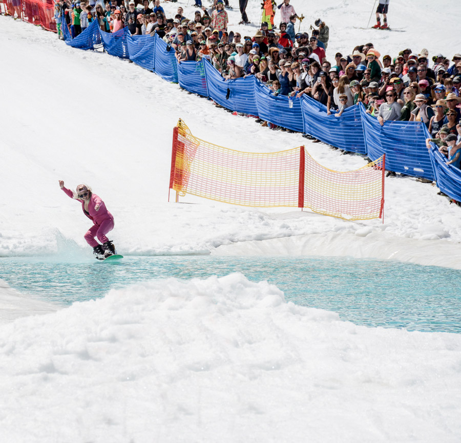 bachelor-pond-skimming-900